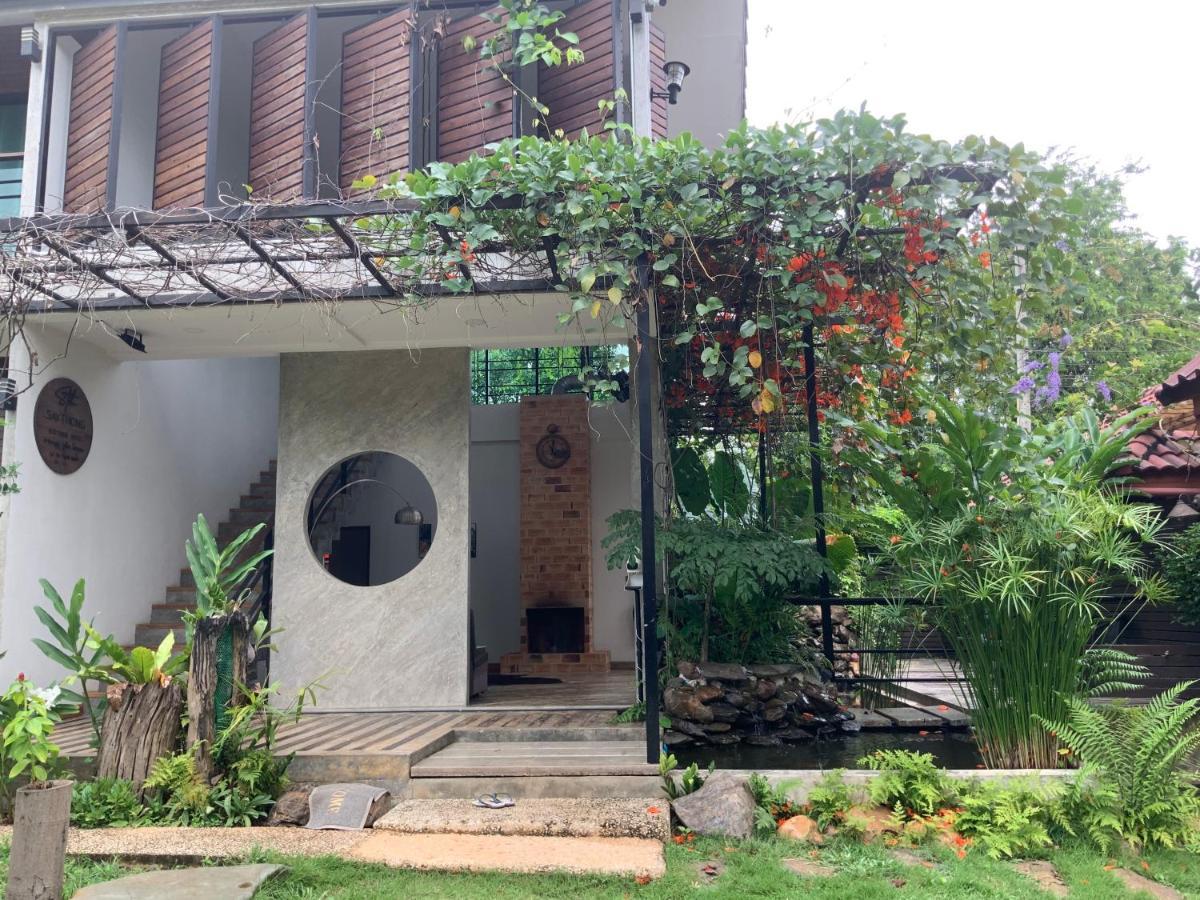 Saythong Boutique Hotel Csiangkham Kültér fotó